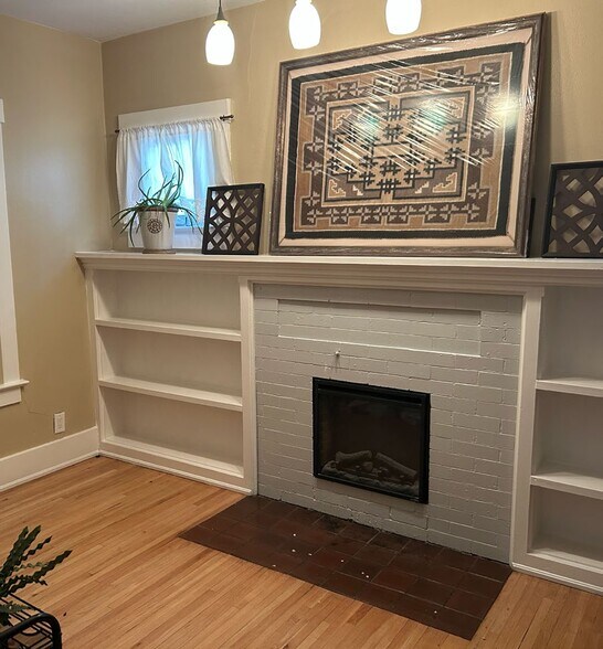 More Photos Of 1003 Luna Cir NW, Albuquerque Office For Sale