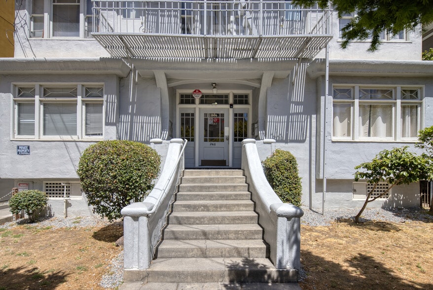 More Photos Of 2411 Durant Ave, Berkeley Apartments For Sale