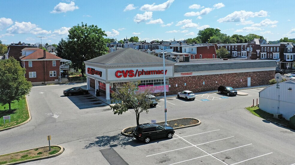 More Photos Of 165 S Richland Ave, York Freestanding For Lease