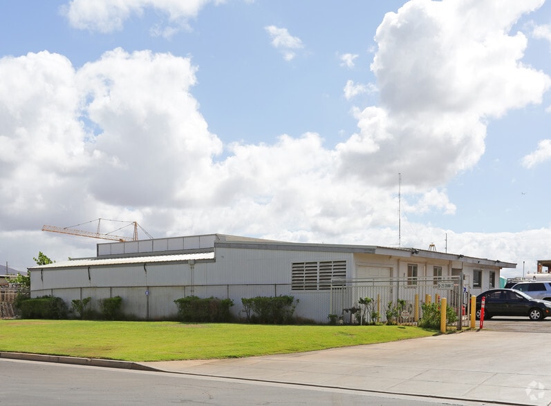 Primary Photo Of 91-255 Oihana St, Kapolei Warehouse For Sale