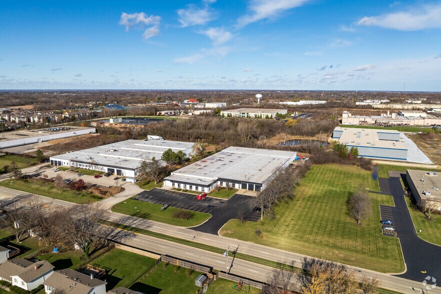 More Photos Of 330 E Route 22, Lake Zurich Warehouse For Lease