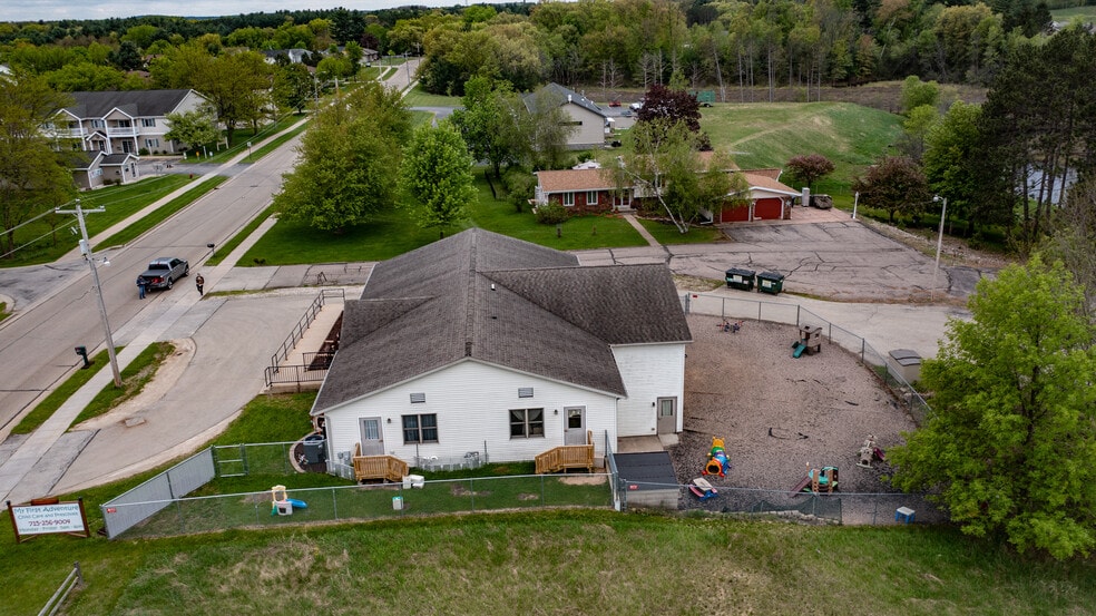More Photos Of 303 S Western Ave, Waupaca Daycare Center For Sale