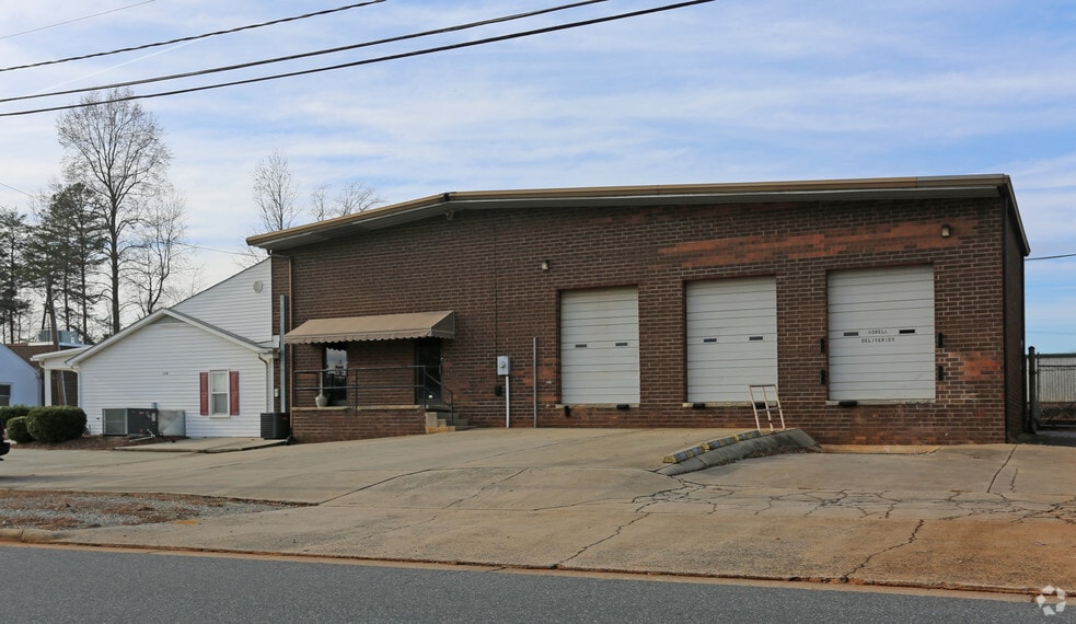 More Photos Of 114 Winola Ct, Greensboro Industrial For Sale
