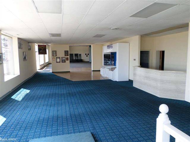 More Photos Of 6509 Dyke Rd, Clay Township General Retail For Sale