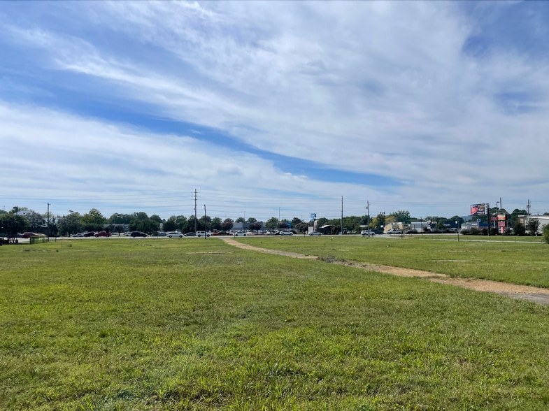 More Photos Of 11801 Memorial Pky S, Huntsville Land For Sale