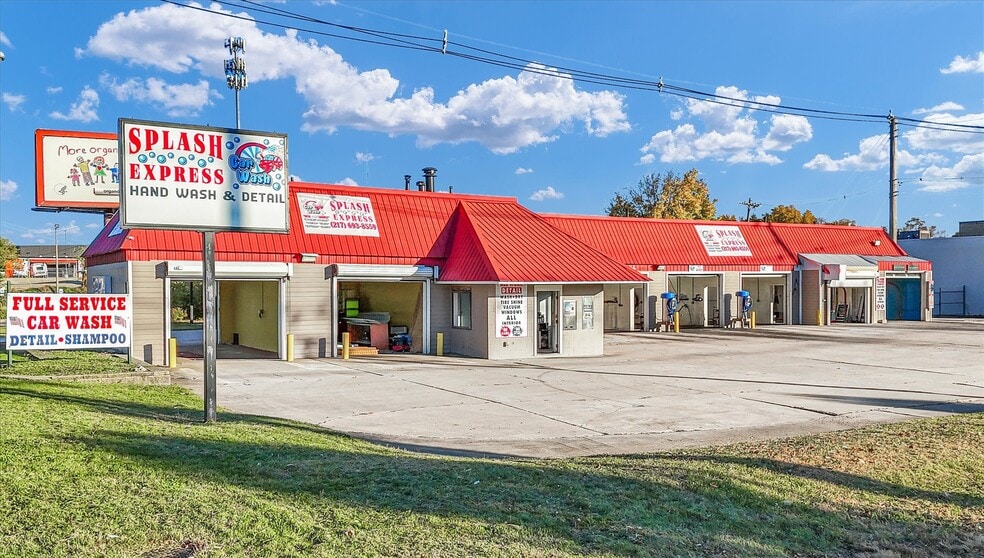 Primary Photo Of 501 E University Ave, Urbana Carwash For Sale