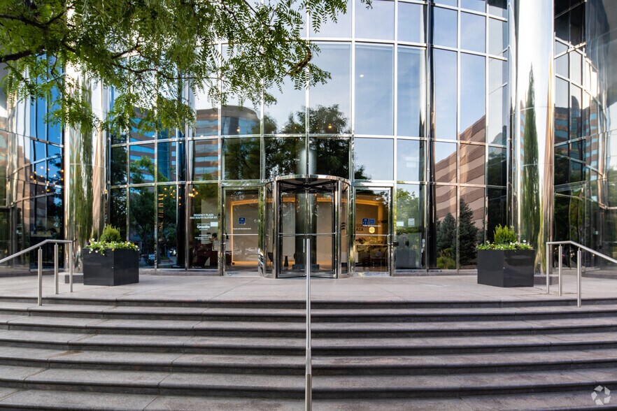 More Photos Of 4643 S Ulster St, Denver Office For Lease