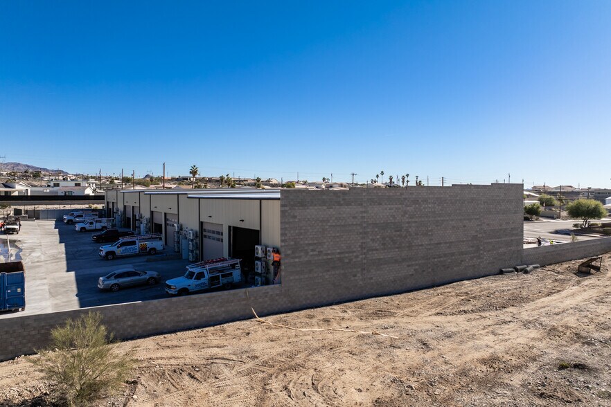 More Photos Of 2995 Kiowa Blvd N, Lake Havasu City Industrial For Lease