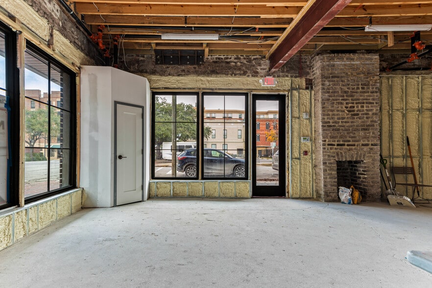 More Photos Of 30-32 Martin Luther King Jr Blvd, Savannah Restaurant For Lease