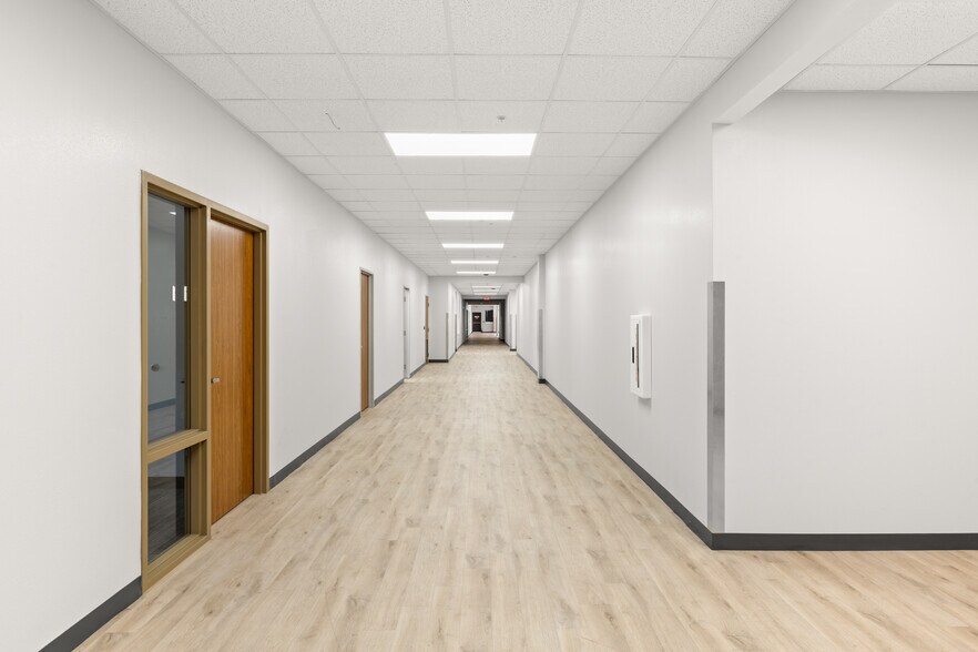 More Photos Of 4201 Del Rey Blvd, Las Cruces Office For Sale