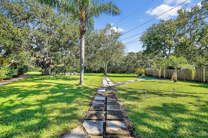 More Photos Of 3110 Phillippe Pky, Safety Harbor Hotel For Sale