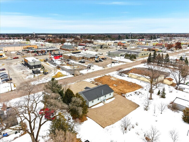More Photos Of 1910 7th St S, Wisconsin Rapids Office For Sale
