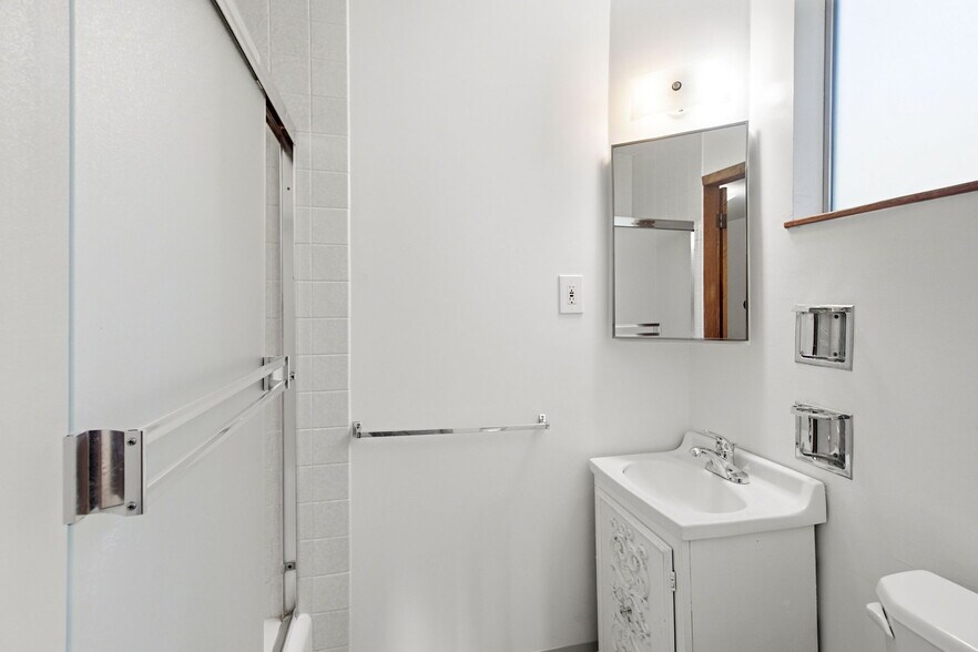More Photos Of 1718 Alameda Ave, Alameda Multifamily For Sale
