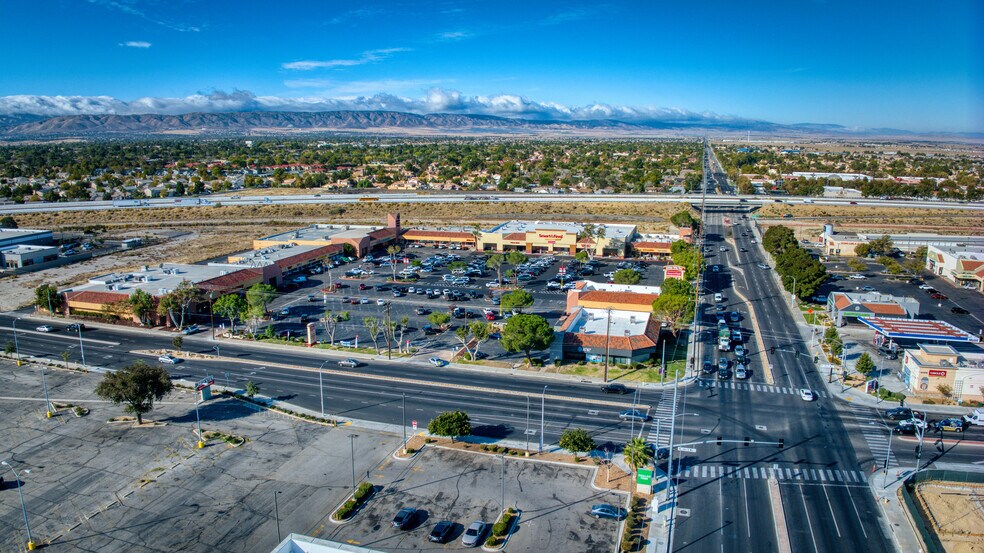 More Photos Of 2002-2074 W Avenue J, Lancaster Unknown For Lease