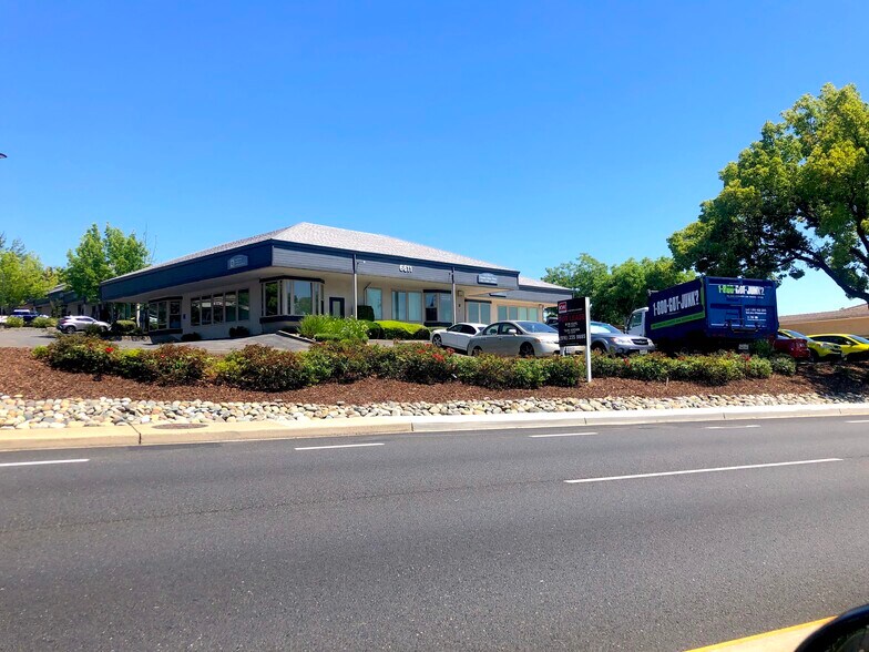 More Photos Of 6611 Folsom Auburn Rd, Folsom Office For Lease