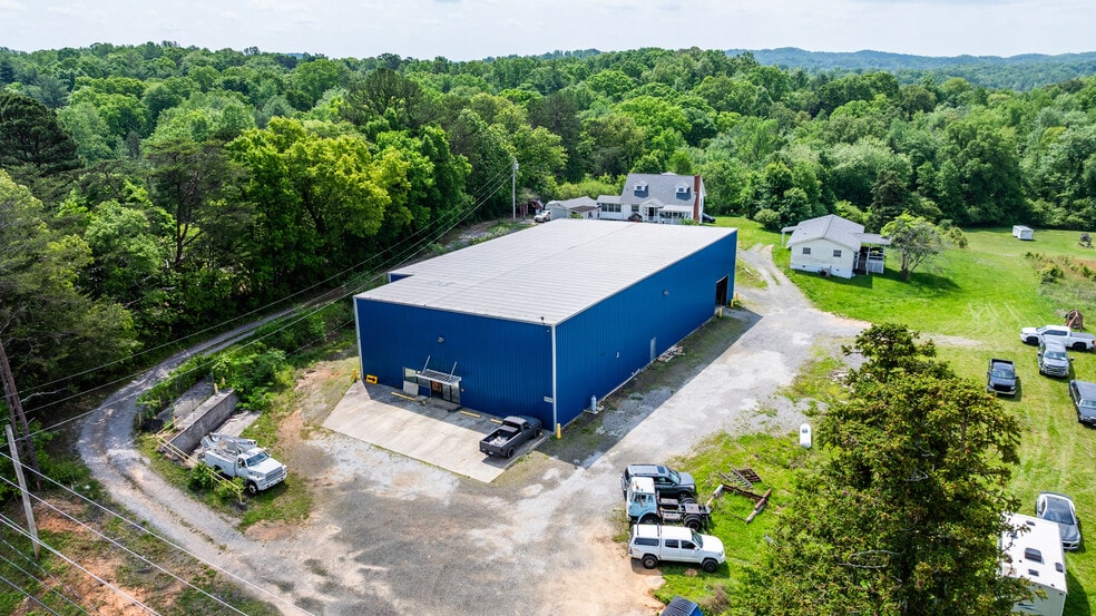 More Photos Of 5141 Roane State Hwy, Rockwood Warehouse For Sale