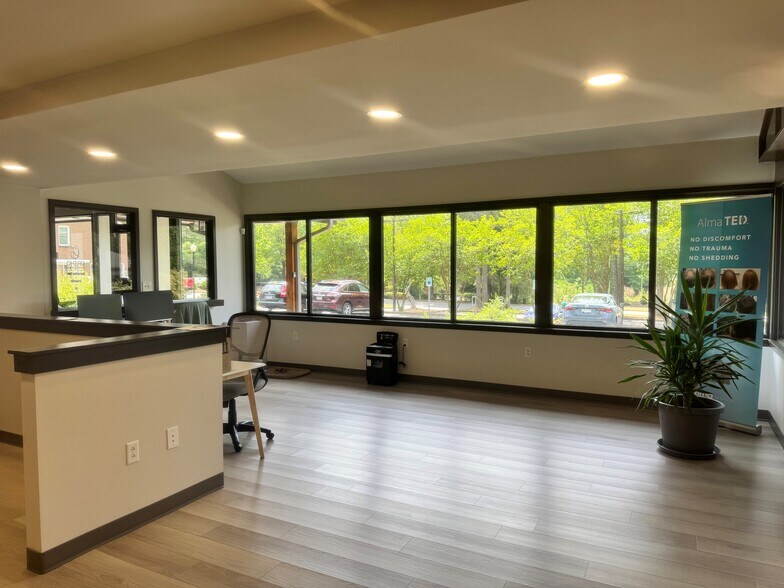 More Photos Of 130 Dillon Dr, Spartanburg Medical For Lease