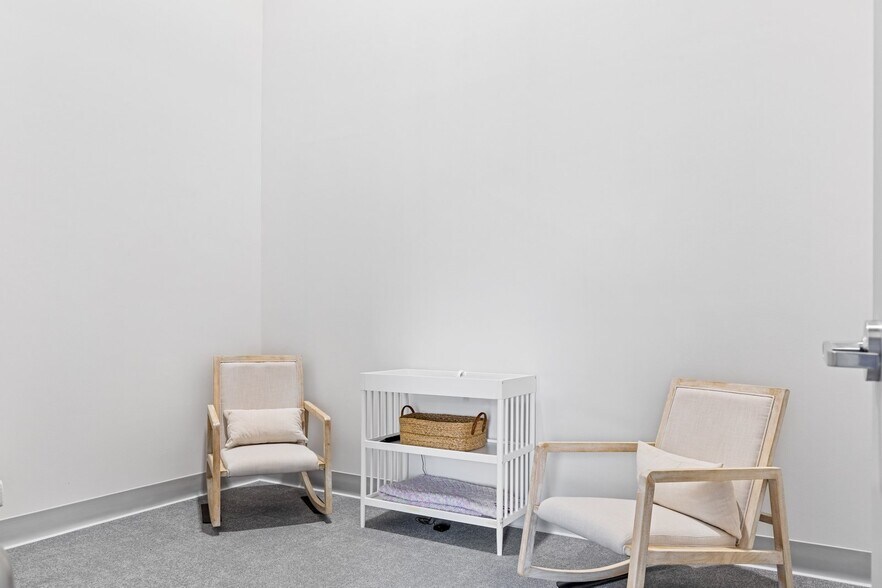 More Photos Of 1215 Tom Ginnever Ave, O'Fallon Religious Facility For Lease