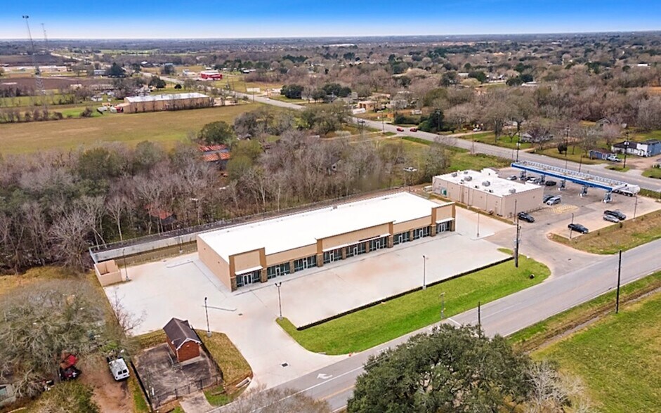 More Photos Of 1828 J Meyer Rd, Rosenberg General Retail For Lease