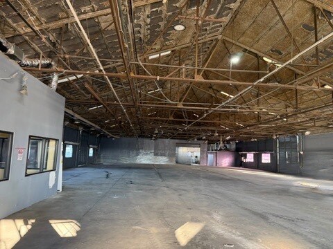 More Photos Of 2801 E Main St, Grand Prairie Manufacturing For Lease