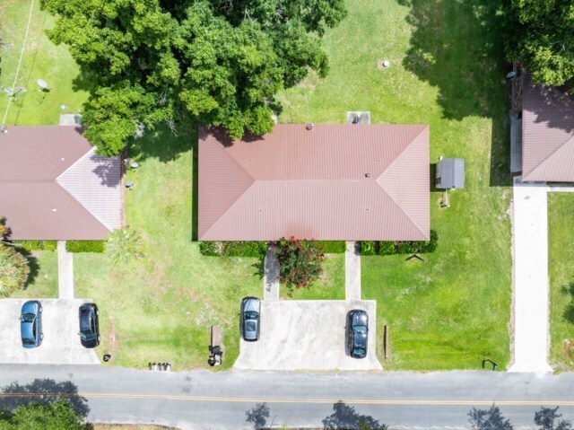 More Photos Of 325 SW Leisure Dr, Lake City Apartments For Sale