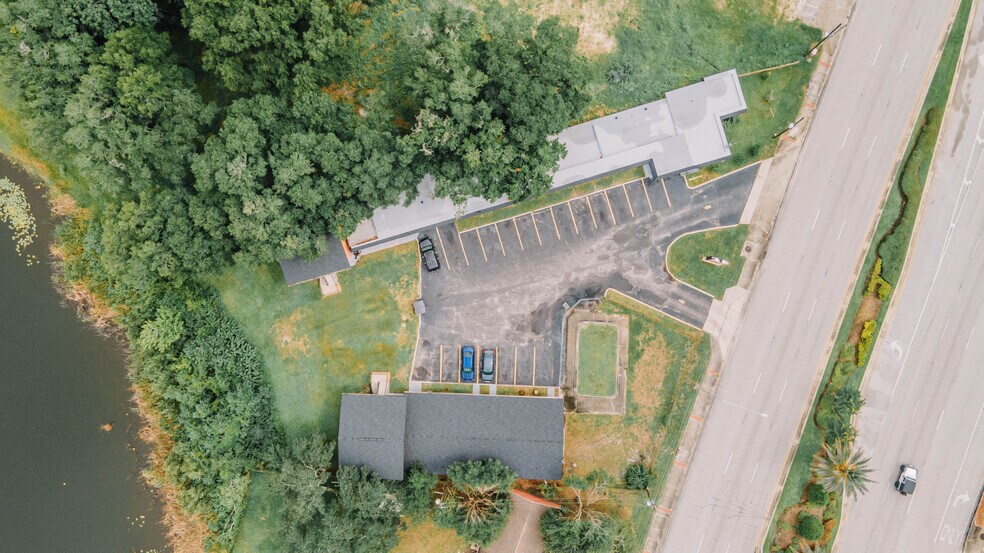 More Photos Of 3400 S US Highway 17/92, Casselberry Hotel For Sale