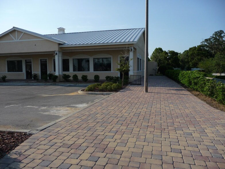 More Photos Of 855 E Plant St, Winter Garden Freestanding For Lease