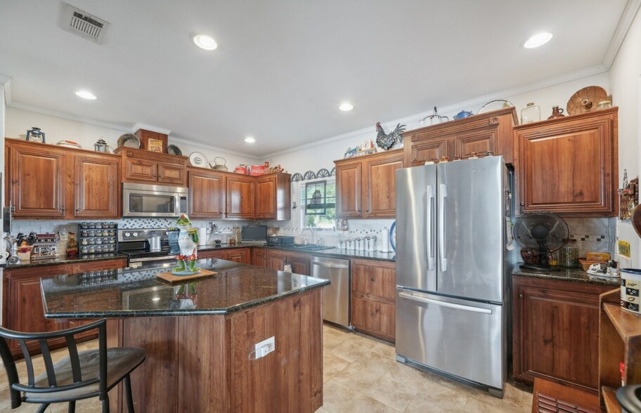 More Photos Of 9009 FM 462 S, Hondo Land For Sale