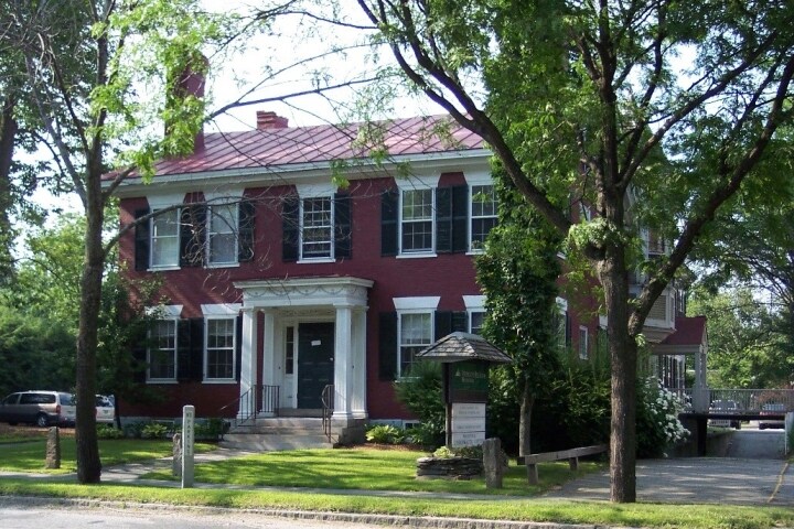 Primary Photo Of 32 Pleasant St, Woodstock Hospital For Sale