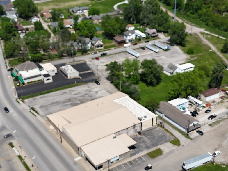 More Photos Of 2305 Saint Joseph Ave, Saint Joseph Warehouse For Sale