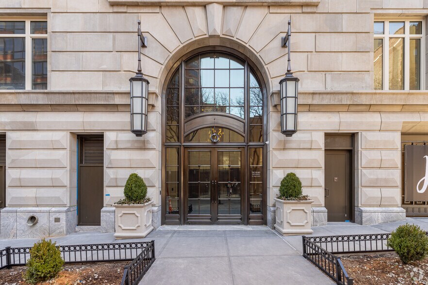 More Photos Of 2322 Broadway, New York Apartments For Sale