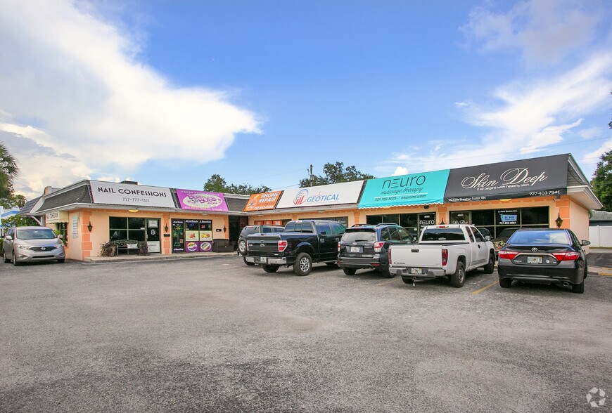 More Photos Of 4601 4th St N, Saint Petersburg Storefront Retail Office For Lease