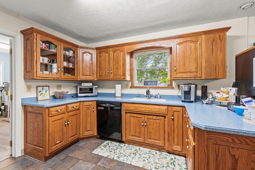 More Photos Of 4901 Central College Rd, Westerville Office Residential For Sale