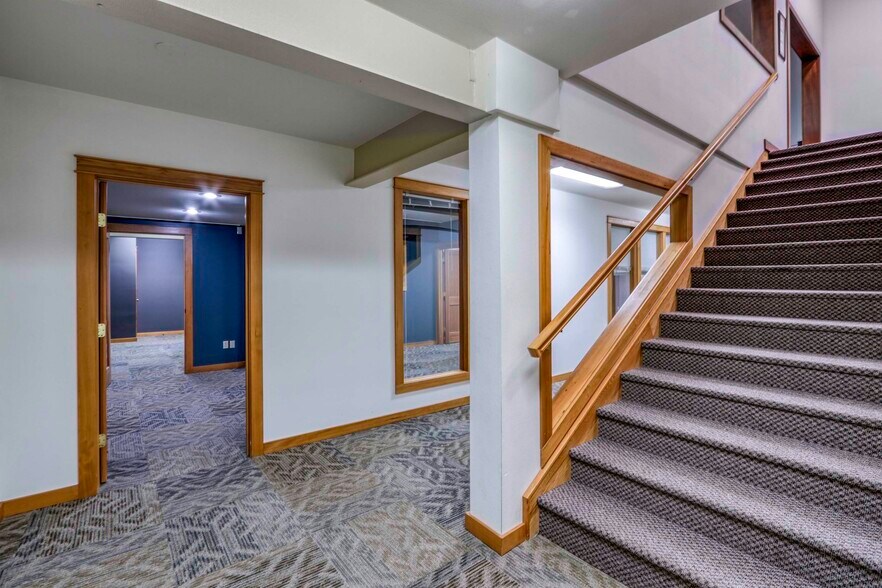 More Photos Of 316 N 2nd Ave, Sandpoint Office For Lease