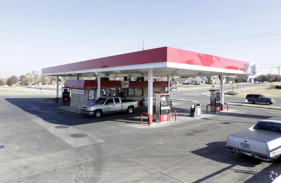 More Photos Of 901 S Madison Blvd, Bartlesville Convenience Store For Sale