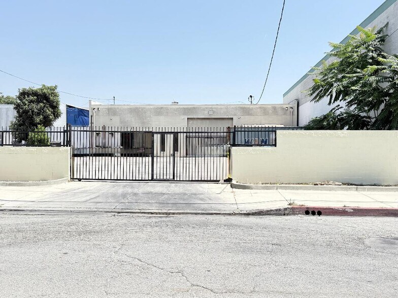 Primary Photo Of 2412 Lee Ave, South El Monte Warehouse For Lease