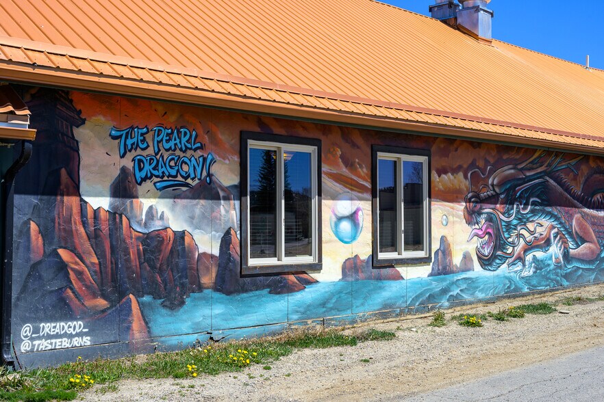 More Photos Of 52 4th St, Granby Restaurant For Sale