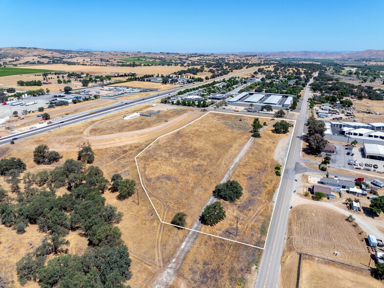 More Photos Of 6229 Monterey Rd, Paso Robles Land For Sale