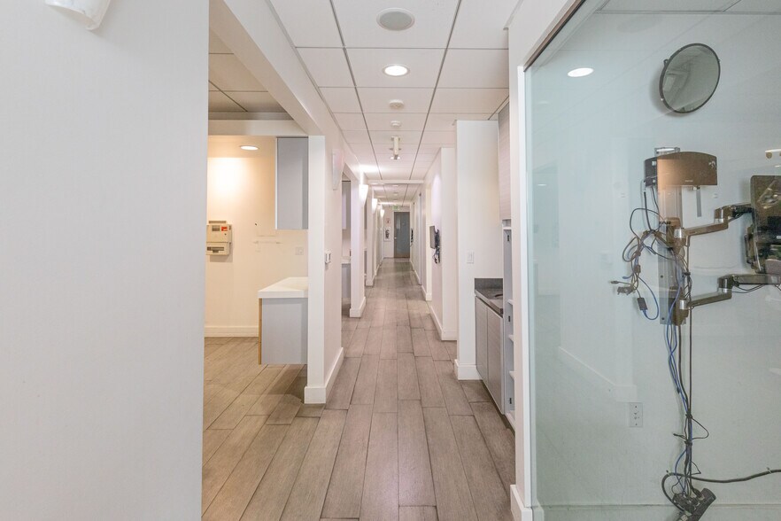 More Photos Of 3945 Marysville Blvd, Sacramento Freestanding For Sale