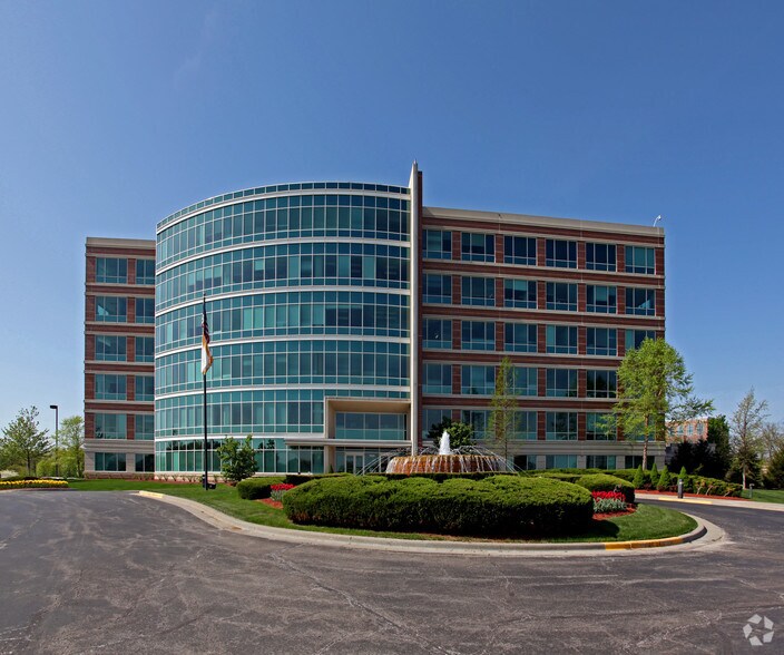 More Photos Of 11400 Tomahawk Creek Pky, Leawood Office For Lease