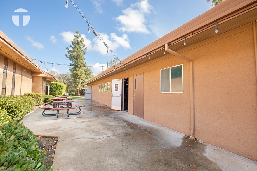 More Photos Of 6240 Verner Ave, Sacramento Religious Facility For Sale