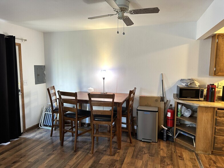 More Photos Of 309 8th St, Hugo Apartments For Sale