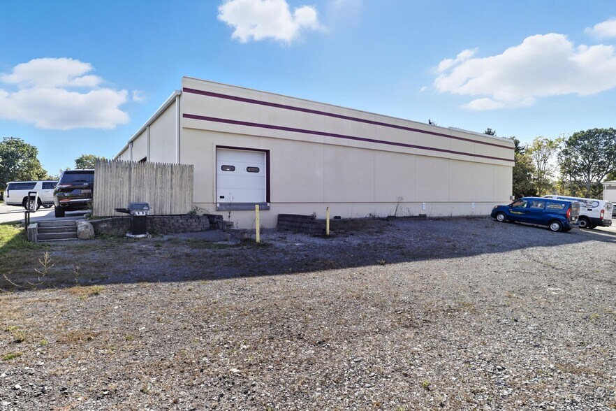 More Photos Of 6280 State Route 96, Farmington Manufacturing For Lease