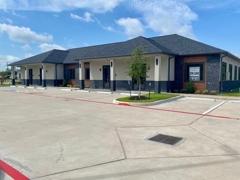 More Photos Of 4224 Cypress Creek Pky, Houston Unknown For Lease