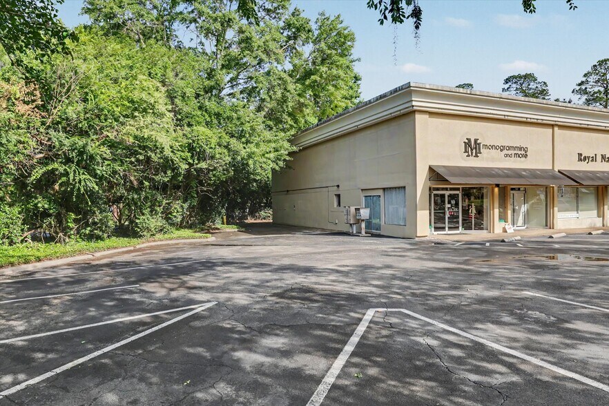 More Photos Of 2030 Thomasville Rd, Tallahassee Unknown For Lease