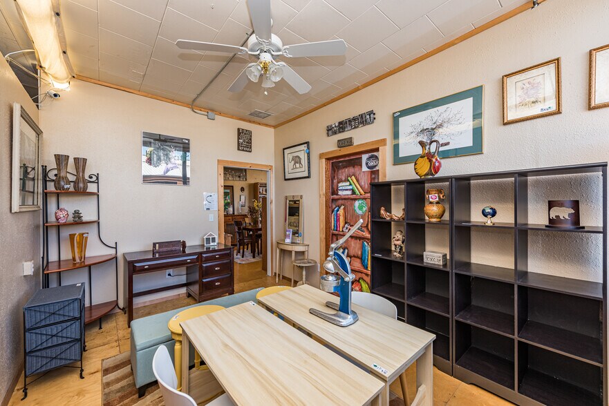 More Photos Of 213 E Washington St, Sequim Storefront Retail Office For Sale