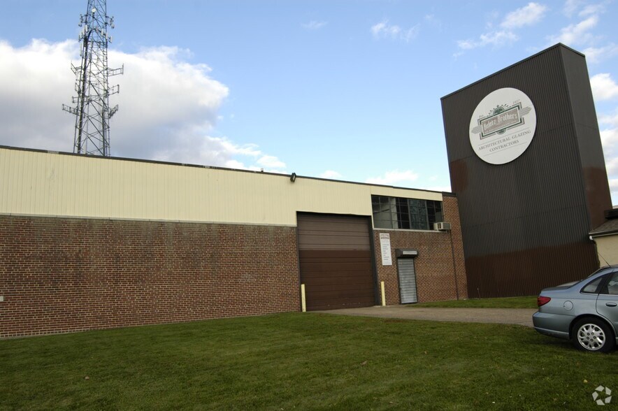 More Photos Of 811 E Cayuga St, Philadelphia Manufacturing For Sale