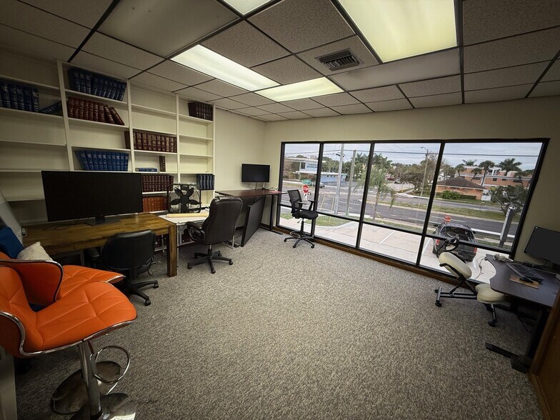 More Photos Of 47 W New Haven Ave, Melbourne Medical For Sale