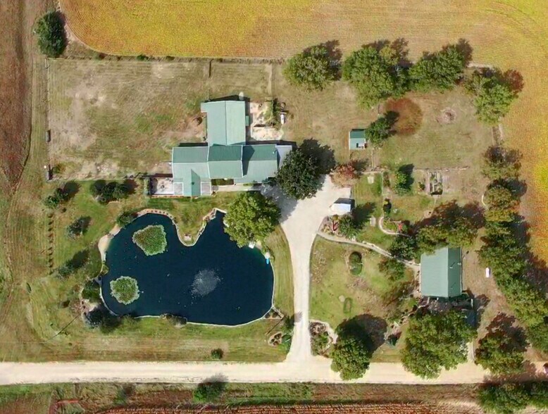 More Photos Of 505 Meridian Rd, Miltonvale Hospitality For Sale