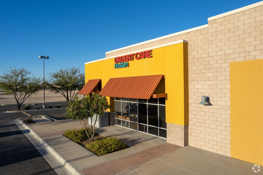 More Photos Of 1570 E Tucson Marketplace Blvd, Tucson General Retail For Sale